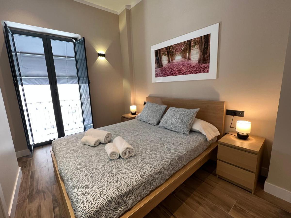 Deluxe Twobedroom Apartment Seville Downtown Екстериор снимка