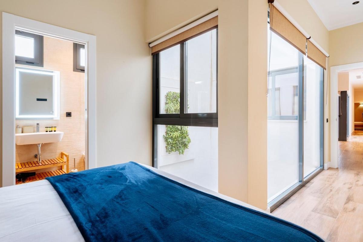 Deluxe Twobedroom Apartment Seville Downtown Екстериор снимка