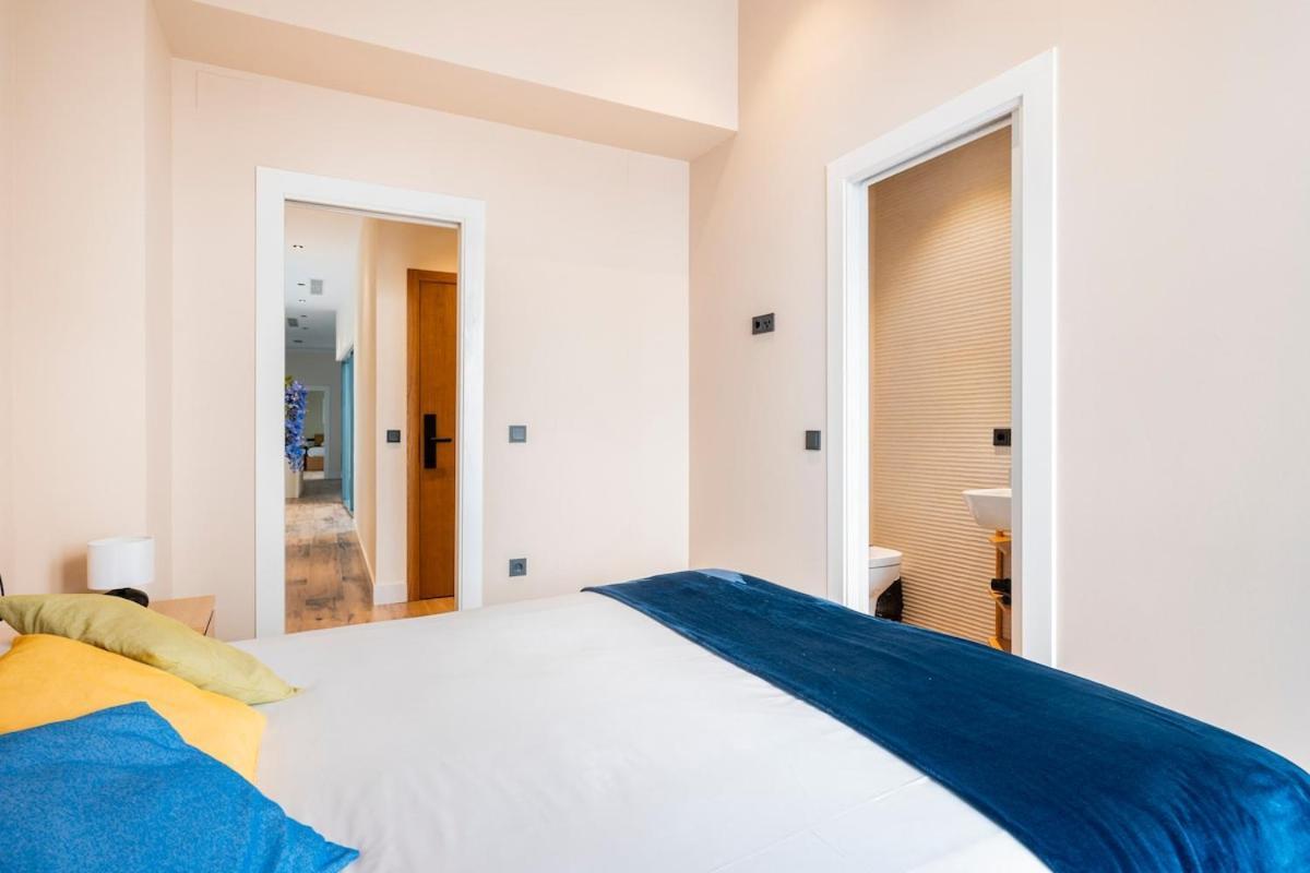 Deluxe Twobedroom Apartment Seville Downtown Екстериор снимка